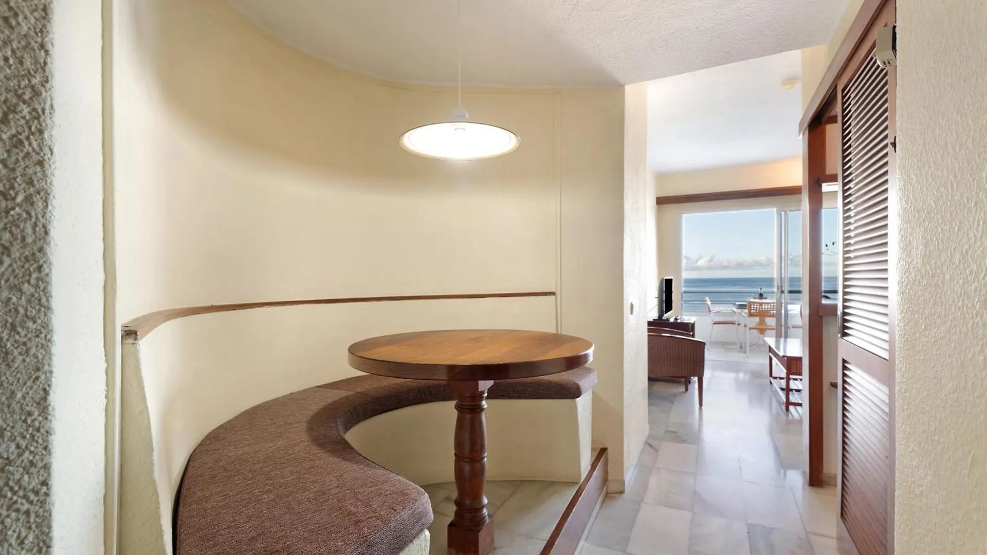 Apartament Over The Ocean Costa Adeje  Spain